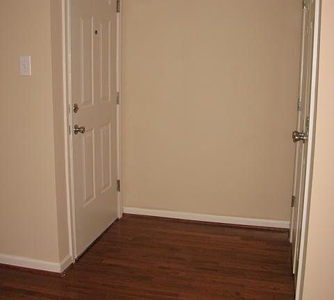 3rd image of 125 Forest Ave