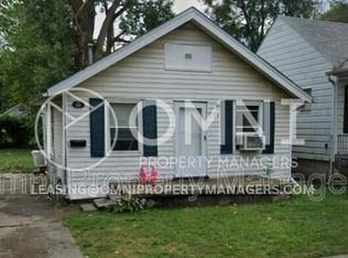 8162 Orchard Ave, Warren, MI 48089