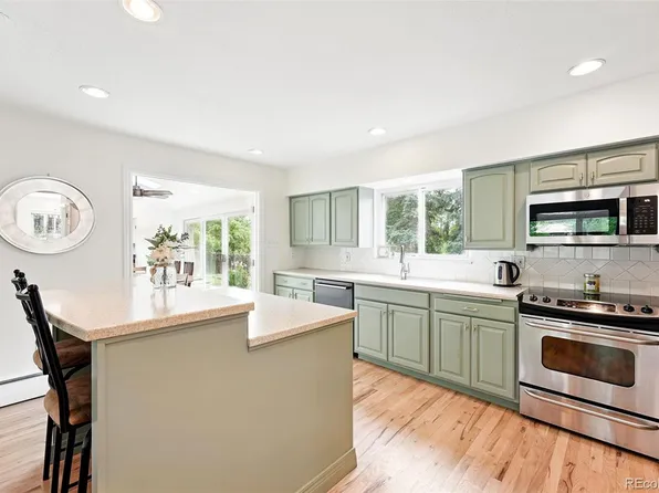 11880 W 30th Place, Lakewood, CO 80215