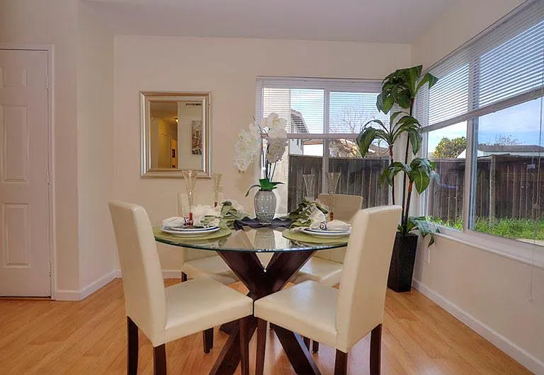 1229 Briarcreek Ct — Photo 10