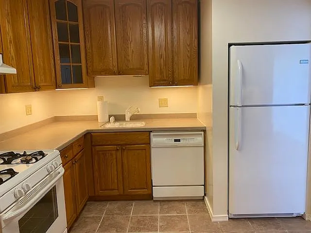 5225 Pooks Hill Rd #1528N — Photo 5