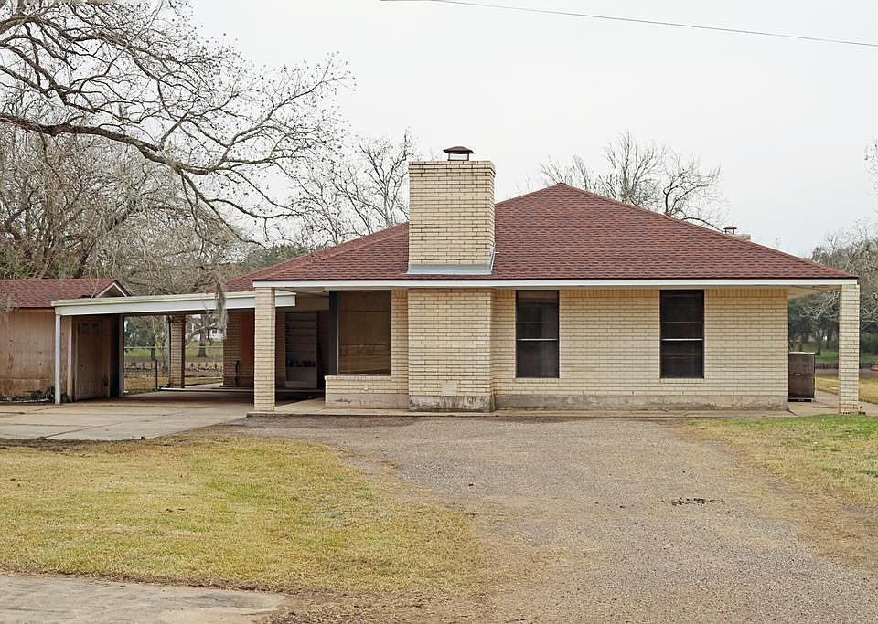 1st image of 2619 County Road 496