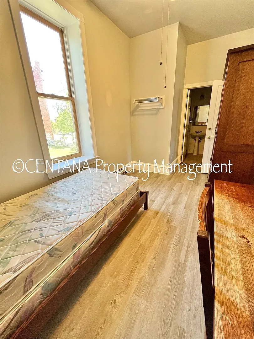 15 W. Copper — Photo 3