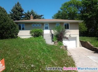 1356 Etna St, Saint Paul, MN 55106