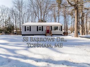 58 Barrows Dr, Topsham, ME 04086