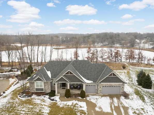 3109 Norcrest Ave N, Stillwater, MN 55082