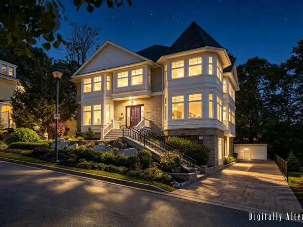 5924 McCulloch Ct, Halifax, NS B3H 4S9