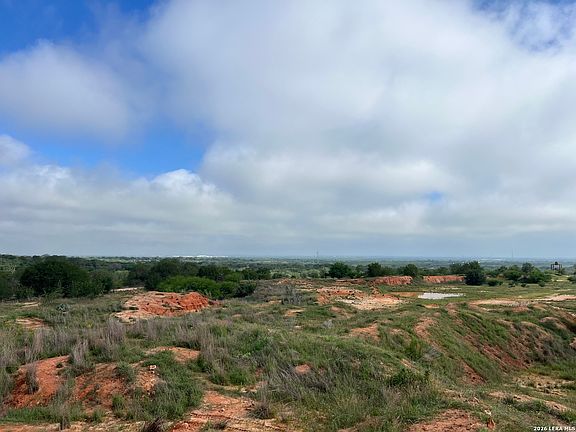 4th image of 22048 US HIGHWAY 281 S