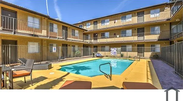 1225 E Hacienda Ave