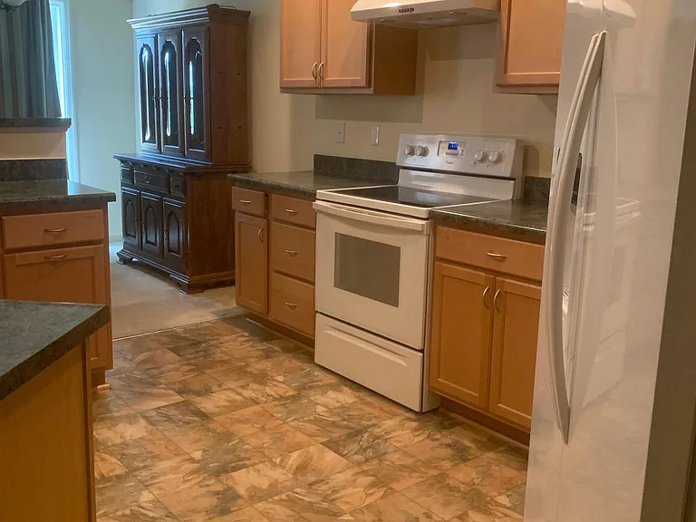 118 Steeplechase Ct — Photo 14