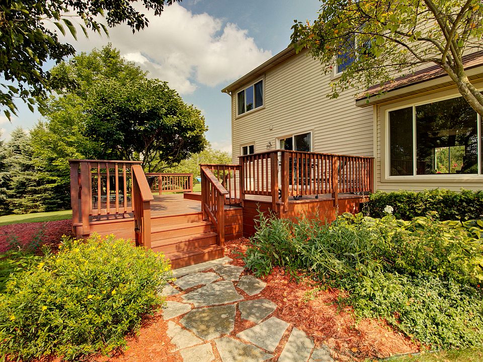 2nd image of 9851 Fairfax Dr