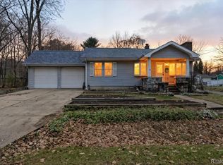 4427 Oakdale St, Genesee, MI 48437