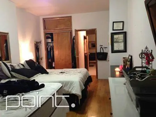 Rented by Point NYC | media 2