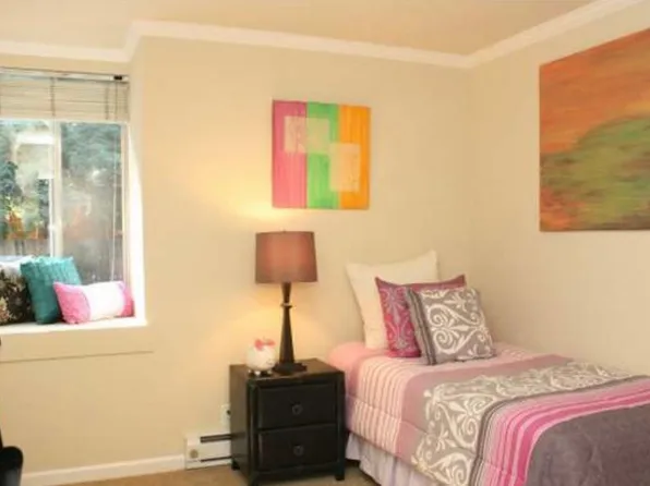 505 Cypress Point Dr, Mountain View, CA