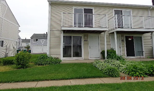 2 bed, 960 sqft, $1,900 — Photo 2