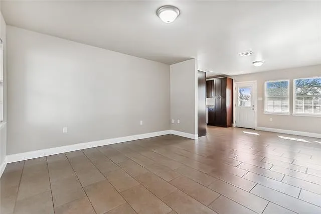 107 Tiemaker Rd — Photo 3