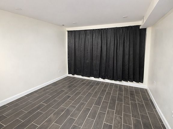 3rd image of 2817 N Clybourn Ave #G