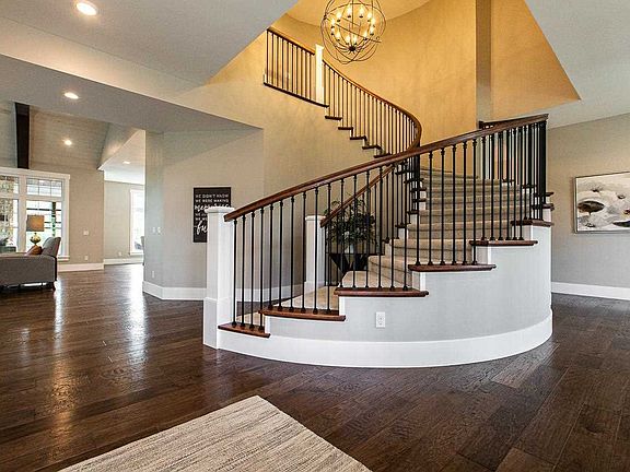 2nd image of 17417 Castlemaine Ln
