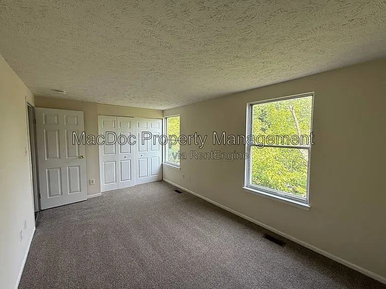 4749 Hedrick Ln — Photo 22