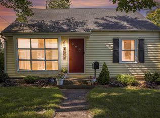 1605 Homecrest Ave, Kalamazoo, MI 49001