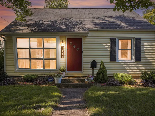 1605 Homecrest Ave, Kalamazoo, MI 49001