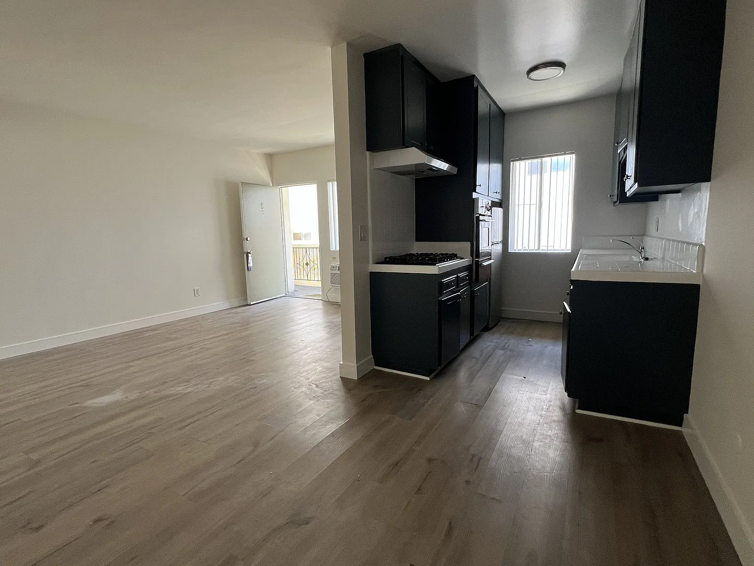 1 bed, $1,895 — Photo 4
