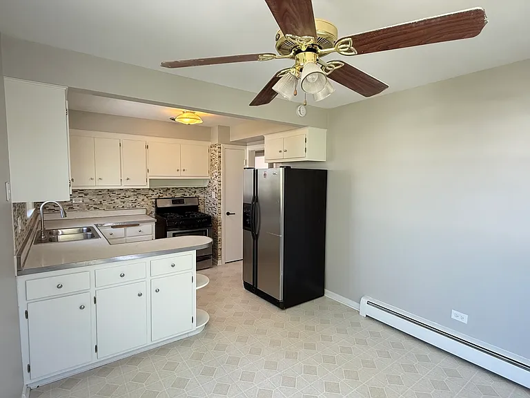 3658 N Laramie Ave #2 — Photo 5