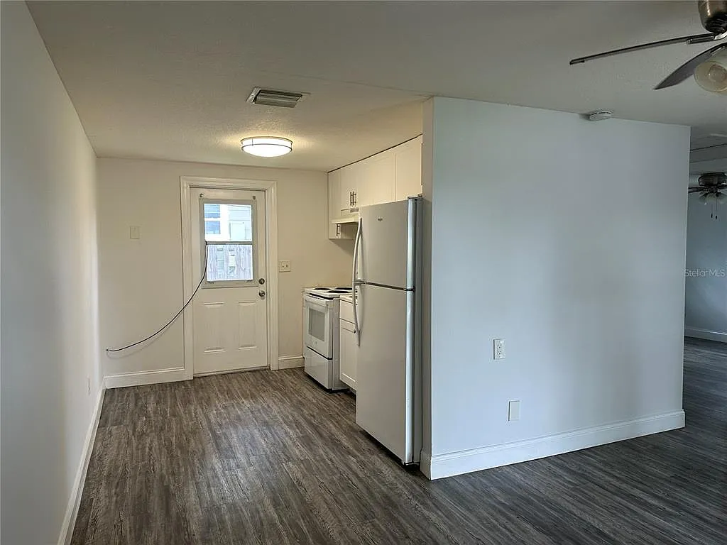 2 bed, 1.0 bath, 567 sqft, $1,295 — Photo 3