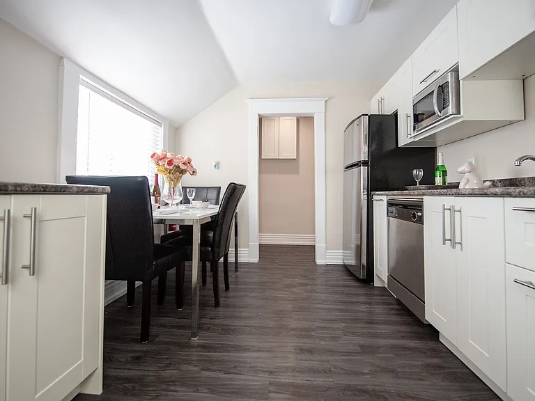 378 Stradbrook Ave #3 — Photo 8