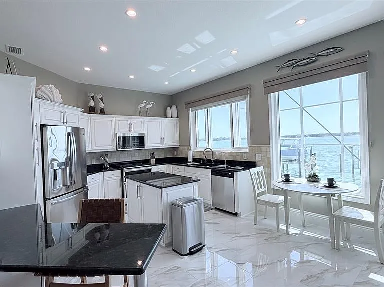 218 Sand Key Estates Dr — Photo 13