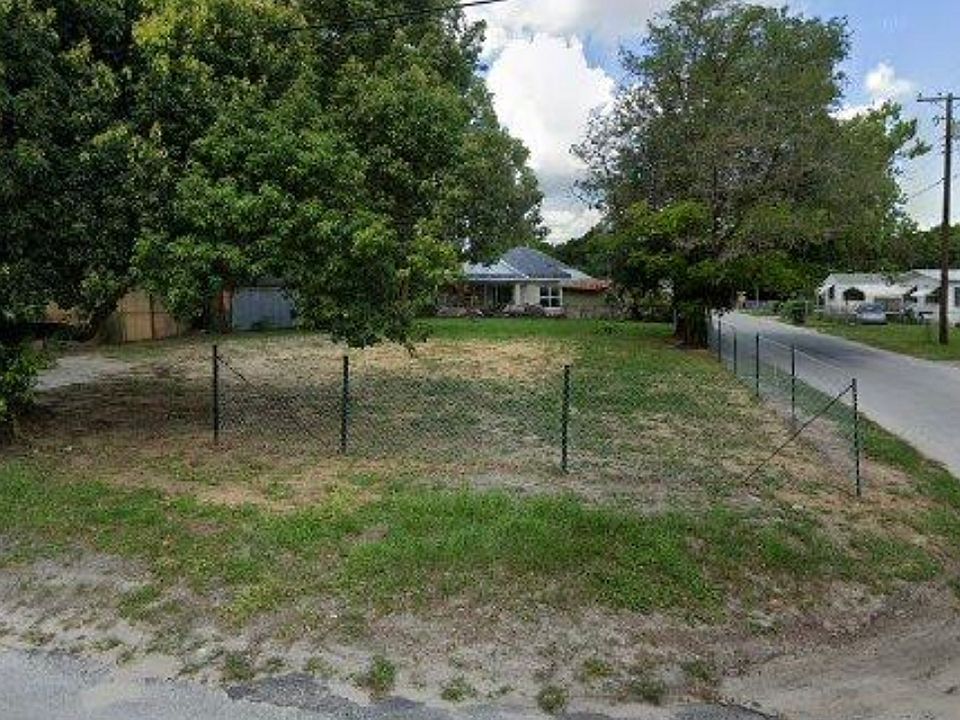2nd image of 618 Melva Ave