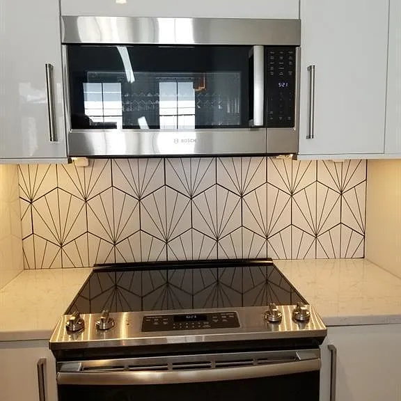 33 Elm St #3 — Photo 9