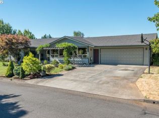 10951 Navajo Way, Oregon City, OR 97045