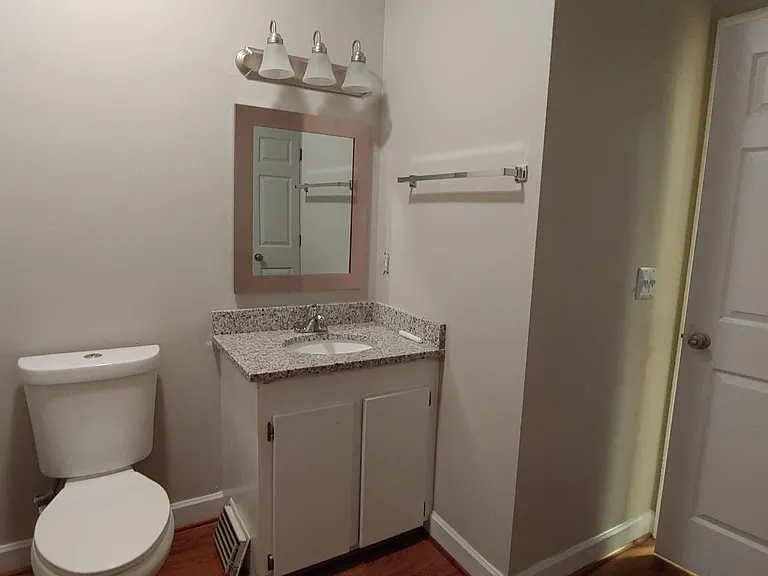 lexington garden apartments — Photo 23