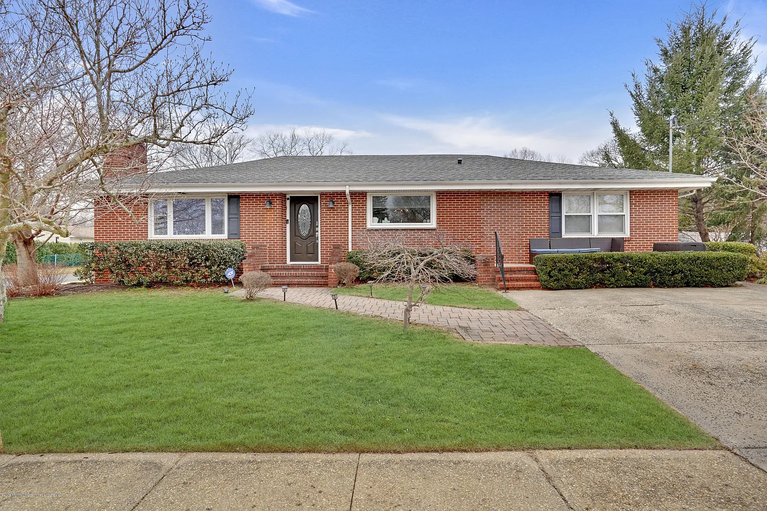 501 Freehold Street photo 1