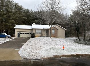 2222 Woods Smith Rd, Knoxville, TN 37921