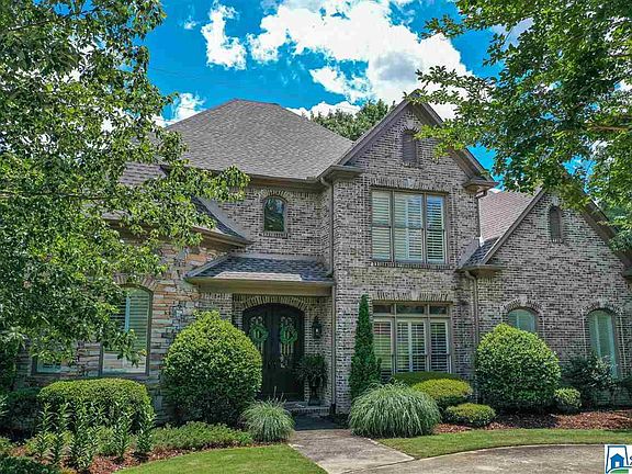 3rd image of 5255 Lake Crest Cir