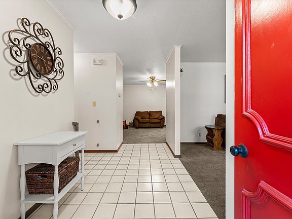 3rd image of 1108 Riverside Ct