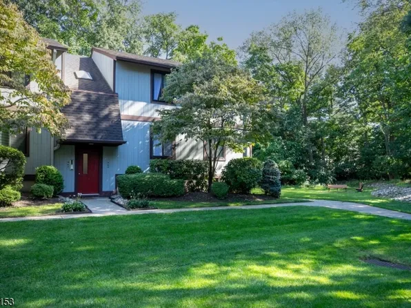 50 Rock Rd #B14, Hawthorne Boro, NJ 07506