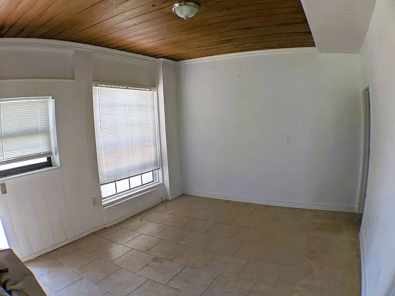 401 Colonia Ln E #4 — Photo 6
