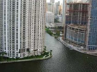 325 Biscayne Blvd #3015, Miami, FL 33131