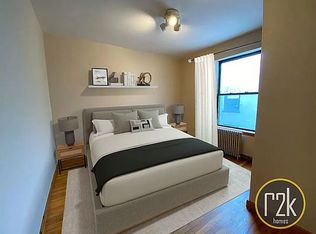 31-50 35th St #1A, Astoria, NY 11106