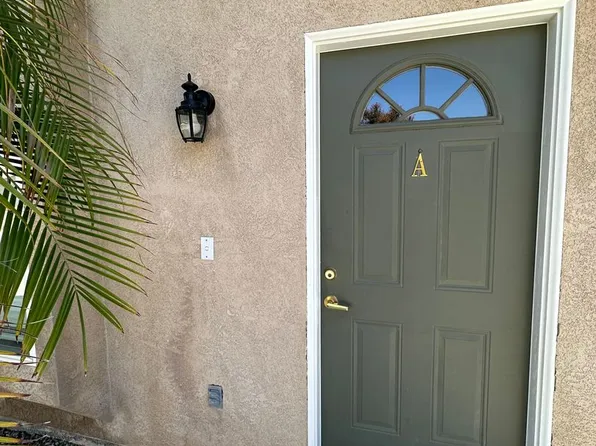663-665 Clover Meadow Court Bakersfield, CA 93308, 663-665 Clover Meadow Ct, Bakersfield, CA 93308