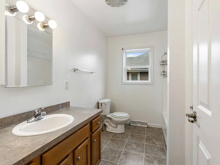 354 W Main St — Photo 17