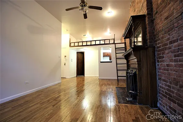 Rented by City Connections Realty | media 21