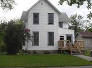 511 6th St N, Wahpeton, ND 58075