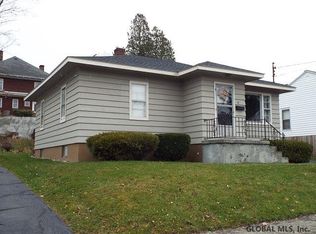 51 Romeyn Ave, Amsterdam, NY 12010