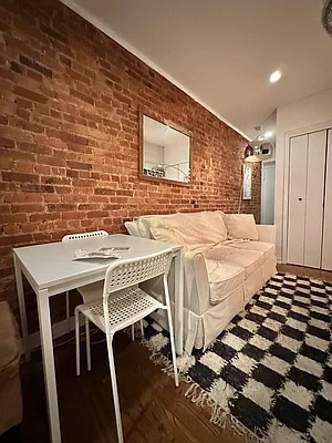 Rented by Corcoran | media 8