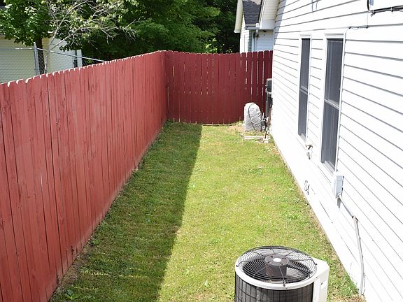 Privacy fence dog run