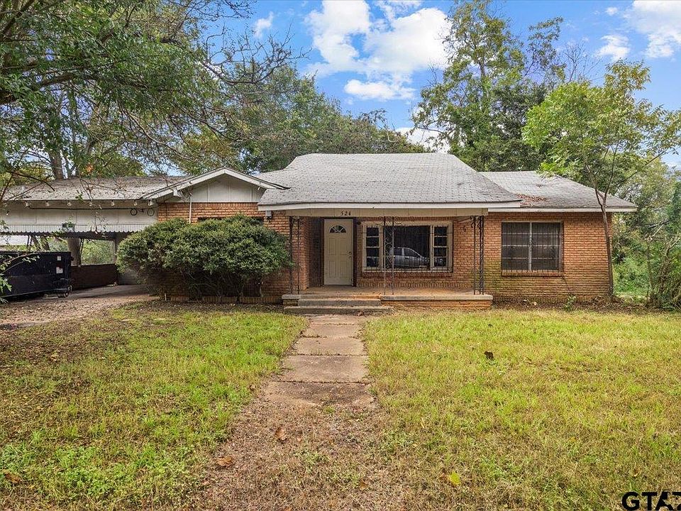 1st image of 524 Pierce Ln